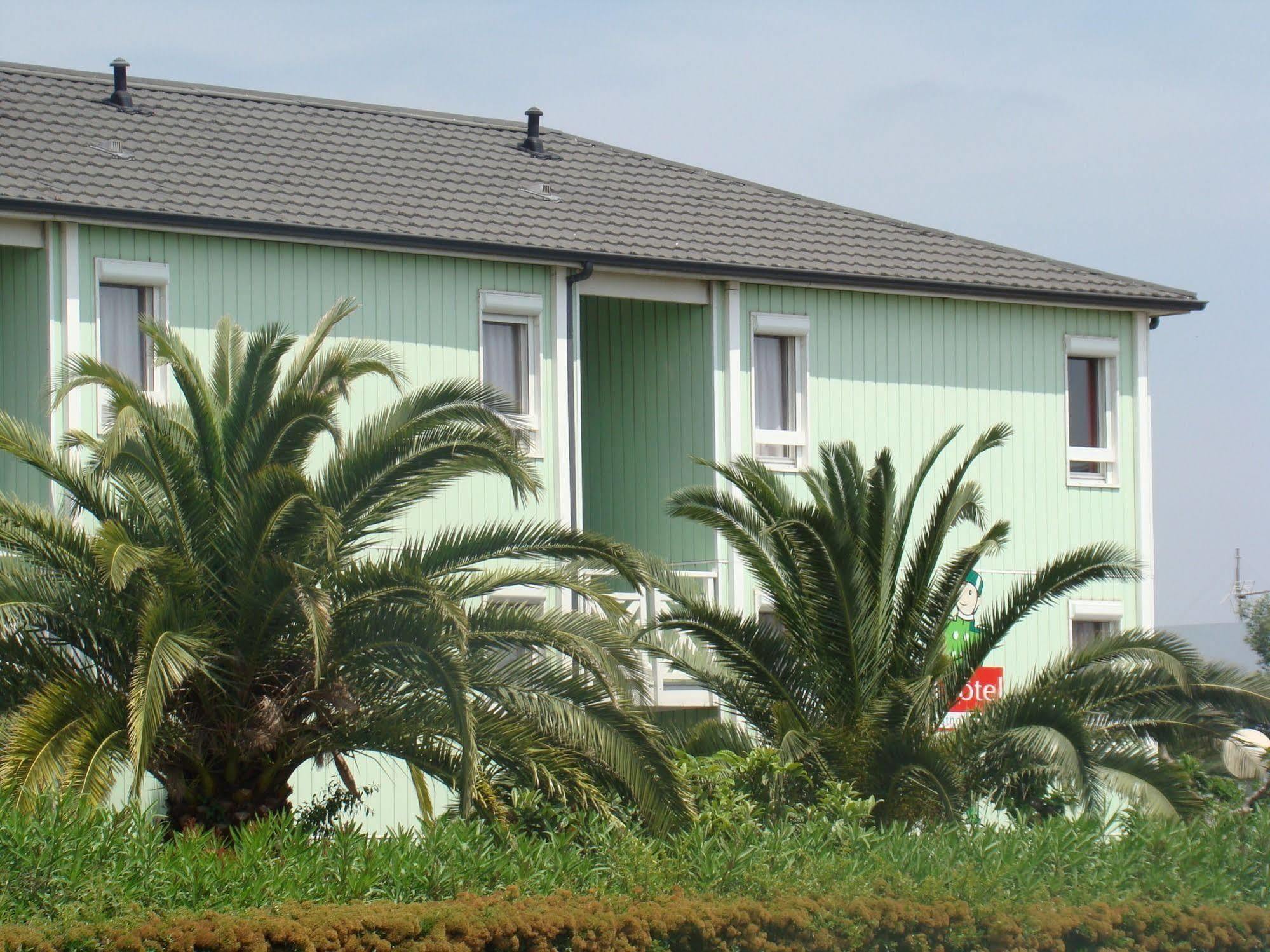 Fasthotel Perpignan Exterior photo